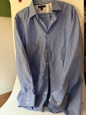Banana Republic 17-17 1/2 XL Men's Blue & White Stripe Dress Shirt